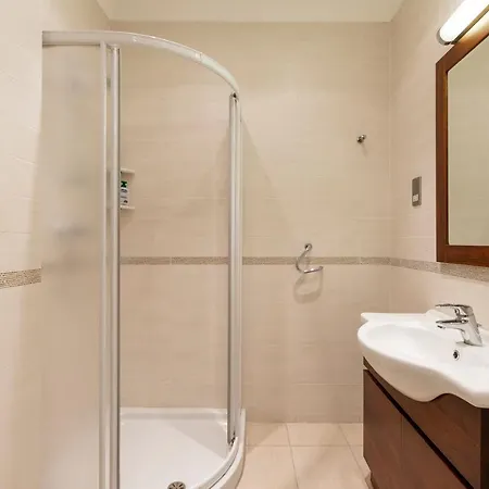 Grace & Manner Is-Swieqi